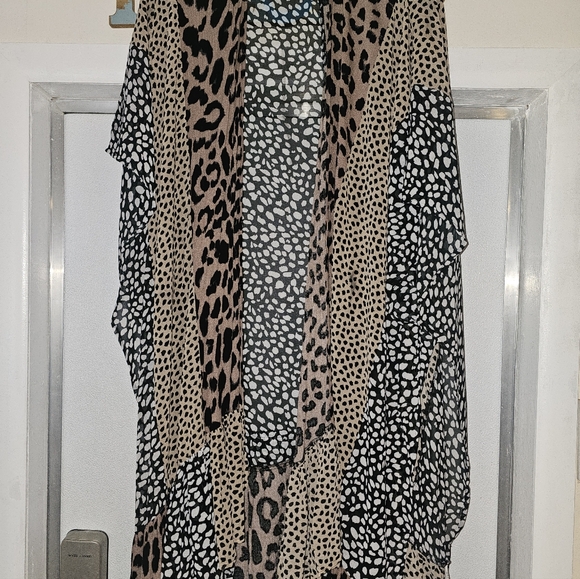 Umgee Boutique Long Length Animal Print Kimono 1/2X - Picture 2 of 9